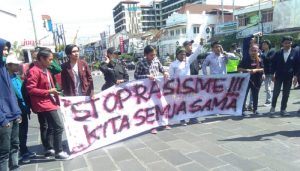 BEM Se-DIY Tolak Rasisme