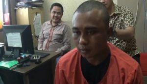 Pria Menyerang Markas Polsek Krejingan Probolinggo