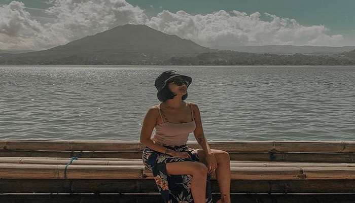 Disini Gunung Disana Gunung