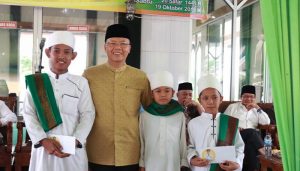 Gubernur Bengkulu Beri Santuan Saat Peresmian Masjid