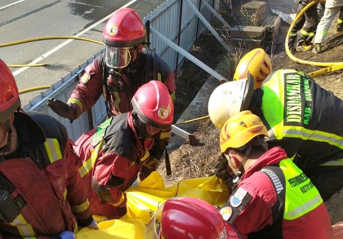Pipa Pertamina Meledak di Cimahi (foto: detik)
