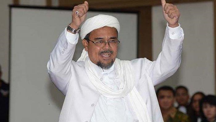 Rizieq Pulang (foto: tribun)
