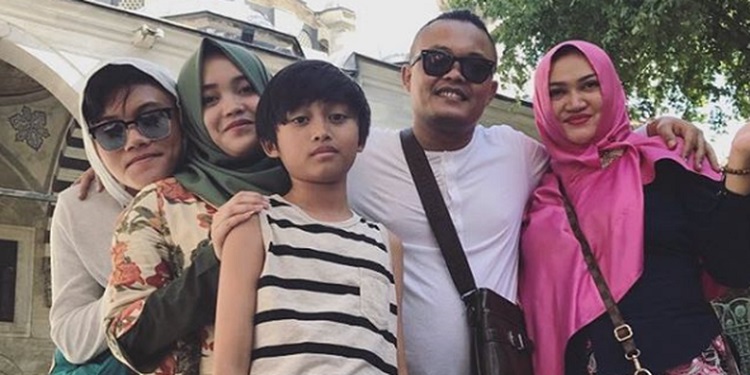 Makam Lina akan Dibongkar untuk Autopsi, Rizky Febian Mengaku Sudah Ikhlas, (Foto: Istimewa)