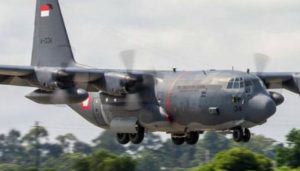 Pesawat Hercules Bawa 9 Ton Alkes dari China