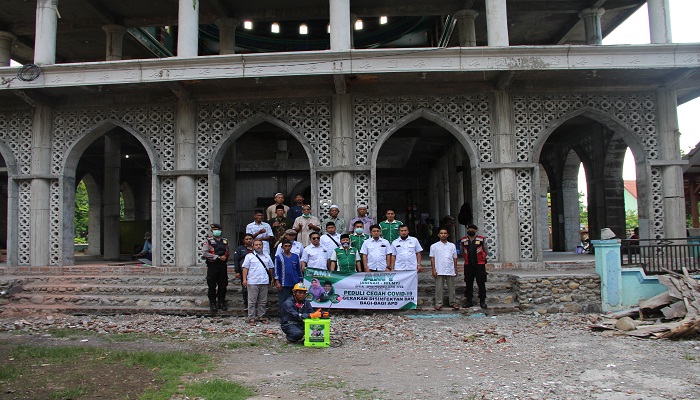 Setelah Melakukan Penyemprotan (foto: pilihanrakyat.id)
