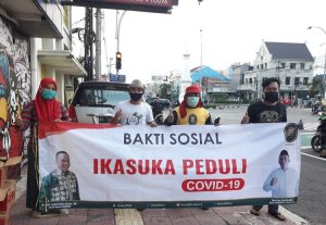 IKASUKA Peduli COVID-19;  bagi-bagi Nasi Kotak dan Masker