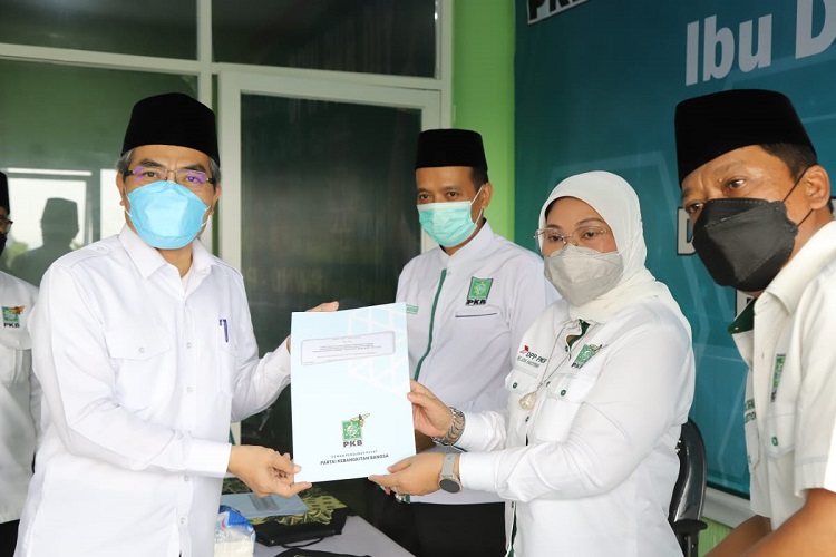 SK DPC PKB se-DIY Diserahkan, ini Pesan Gus AMI, (Foto: Istimewa)