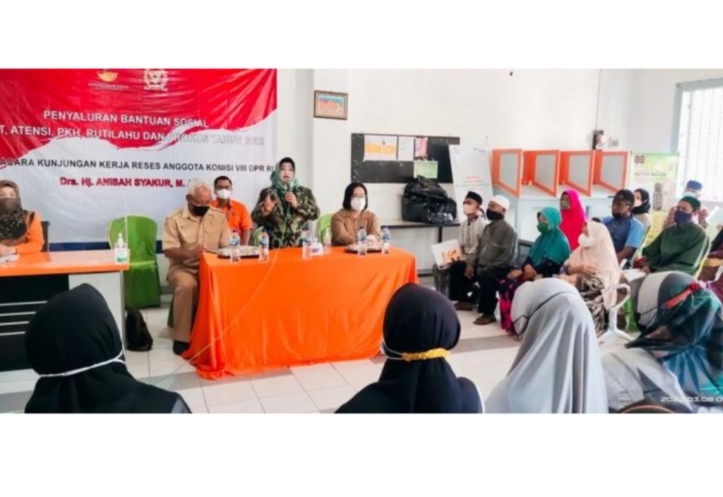 Mantap, Lagi-lagi Anisah Membuat Senyum Masyarakat