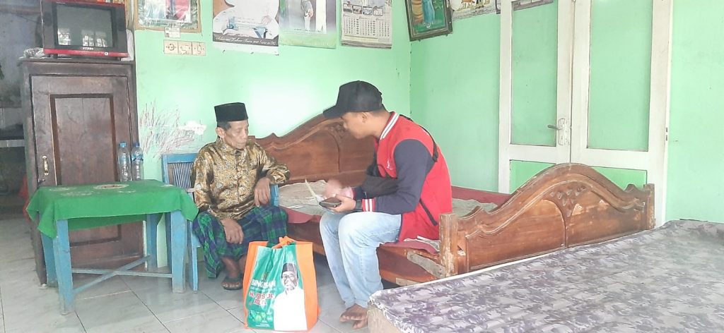 Jelang Puasa Ramadhan Ketua Komisi VI Bagi-bagi Sembako