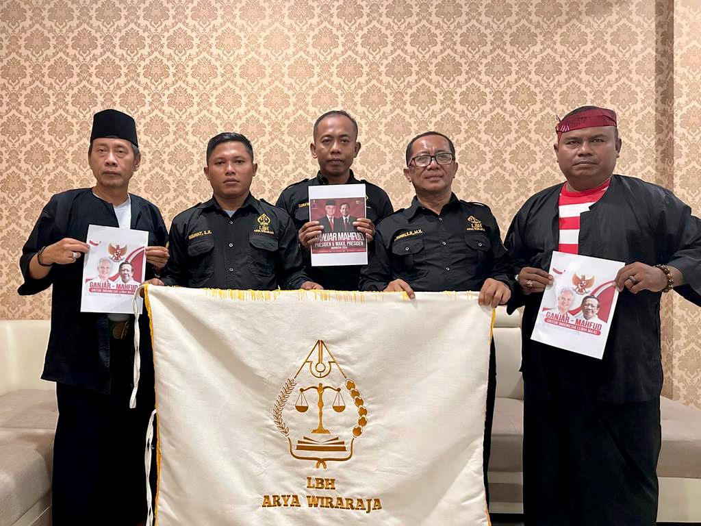 Deklarasi Dukungan dari LBH ARYAWIRARAJA Keluarga Madura Yogyakarta untuk Ganjar-Mahfud sebagai Capres-Cawapres 2024