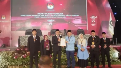 KPU Kota Probolinggo Tetapkan Pasangan Dr Aminudin – Ina Buchori Resmi Jadi Walikota Terpilih