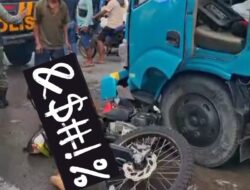 Dump Truck Tabrak Motor di Candipuro Lumajang, Dua Orang Luka Berat di Kepala