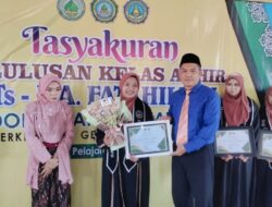 MTs & MA Fatahillah Gelar Syukuran Kelulusan Kelas IX dan XII dengan Penuh Khidmat