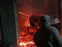Kebakaran Hebat di Krucil, 1 Mobil Canter dan 2 Motor Ludes Terbakar