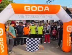 Jalan Sehat di Besuk Agung, Meriahkan HUT ke-80 RI