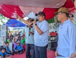 Muchlis Guyur Hadiah di Jalan Sehat Wonomerto, Ribuan Warga Tumpah Ruah