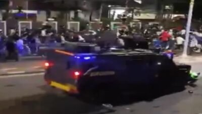 Barracuda Lindas Driver Ojol, Massa Kepung Mako Brimob