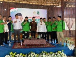 1.207 SK Program Indonesia Pintar Disalurkan di Sleman oleh Kaisar Abu Hanifah