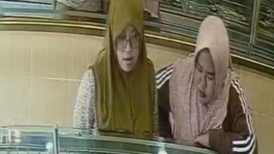 Penjaga Toko Emas Kalimas Maron Akui Dibuat Bingung Saat Gelang Raib
