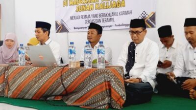 KUA Banyuanyar Gelar Bimbingan Remaja di MTs Sunan Kalijaga: Cegah Pernikahan Dini, Bentuk Generasi Berakhlakul Karimah