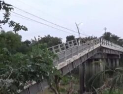Jembatan Kedungdowo Putus, Warga Nganjuk Terpaksa Memutar 5 Kilometer