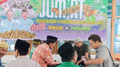 Safari Jumat MWCNU Besuk Padukan Dakwah dan Pengobatan Gratis