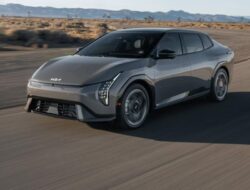 Kia EV4 Meluncur, Sedan Listrik dengan Jarak Tempuh hingga 630 Kilometer