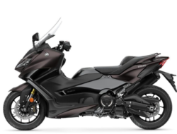 Yamaha TMAX 560: Skuter Premium dengan Tenaga Motor Besar