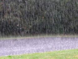 Hujan Guyur Sejumlah Wilayah Jatim, BMKG Juanda Keluarkan Peringatan Dini