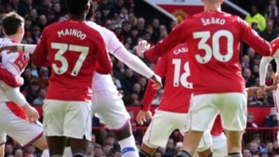 Comeback Dramatis MU, Tekuk Crystal Palace yang Bermain 10 Orang