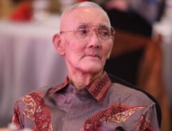 Wakil Presiden ke-6 RI Try Sutrisno Meninggal Dunia di Usia 90 Tahun