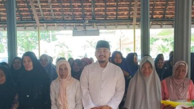 Gus Qodir Gelar Aksi Sosial, Bagikan Beras di Delapan Kecamatan