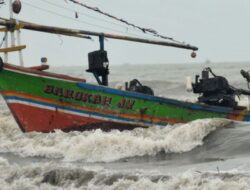 Gelombang Tinggi Ancam Perairan Jatim, BMKG Minta Aktivitas Laut Dibatasi