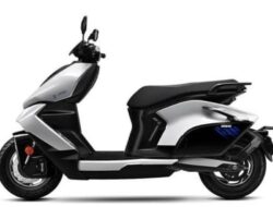 Zeeho AE8 Tawarkan Torsi Besar, Skuter Listrik Rasa Motor Sport