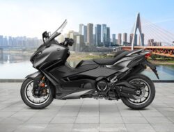 Yamaha T-MAX: Skutik Premium dengan Performa Bertenaga