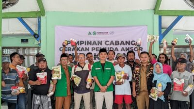 Harlah ke-92, Ansor Kraksaan Gelar Bakti Tani di Kelurahan Patokan