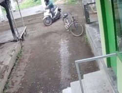 Curanmor Kembali Terjadi di Probolinggo, Motor Pengunjung Pasar Sumberbulu Raib Terekam CCTV