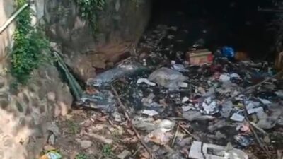 Diduga Pencemaran Selokan, Warga Liprak Kidul Keluhkan Bau Menyengat sejak MBG Beroperasi