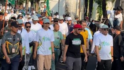 Wabup Fahmi Apresiasi Kekompakan Ansor dan Fatayat dalam Fun Walk di Kraksaan