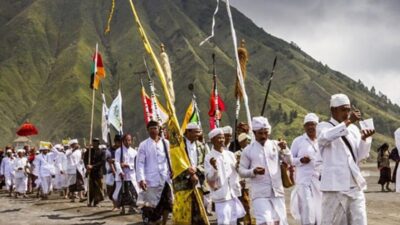 TNBTS Tutup Wisata Gunung Bromo Saat Ritual Yadnya Kasada