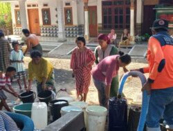 34 KK di Desa Paras Terdampak Kerusakan PDAM, BPBD Salurkan Bantuan Air