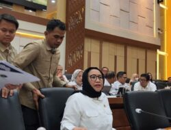 Rapat Perdana dengan DPR, Kepala BGN Nanik S Deyang Bahas Anggaran Secara Tertutup
