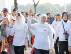 Di Jalan Sehat 1 Muharram, Khofifah Serukan Transformasi Menuju Hidup Berkualitas