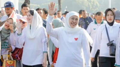 Di Jalan Sehat 1 Muharram, Khofifah Serukan Transformasi Menuju Hidup Berkualitas