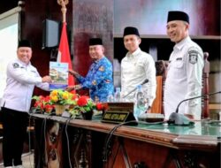 Fraksi-fraksi DPRD Probolinggo Soroti Serapan Anggaran hingga Kabel Internet Semrawut