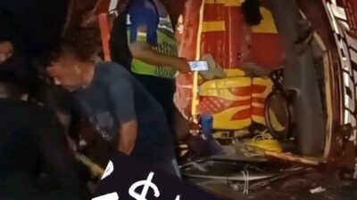 Truk Adu Banteng di Jalur Selatan Probolinggo-Lumajang, Satu Sopir Tewas