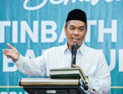 KH Zulfa Mustofa Luncurkan Kitab Ithafu Ummati Al Muqtafa, Ajak Ulama Hidupkan Tradisi Menulis