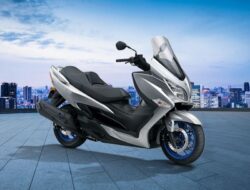 Menjajal Suzuki Burgman 400 ABS, Maxi Scooter 400 Cc untuk Perjalanan Jauh