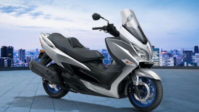 Menjajal Suzuki Burgman 400 ABS, Maxi Scooter 400 Cc untuk Perjalanan Jauh