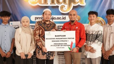 PLN Nusantara Power UP Paiton Salurkan Beasiswa S1 untuk 8 Anak di Probolinggo dan Situbondo